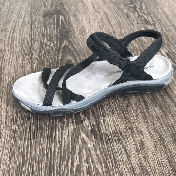 𝅺WANDERLUST black lattice Meghan sandals size 7 - Picture 5 of 9